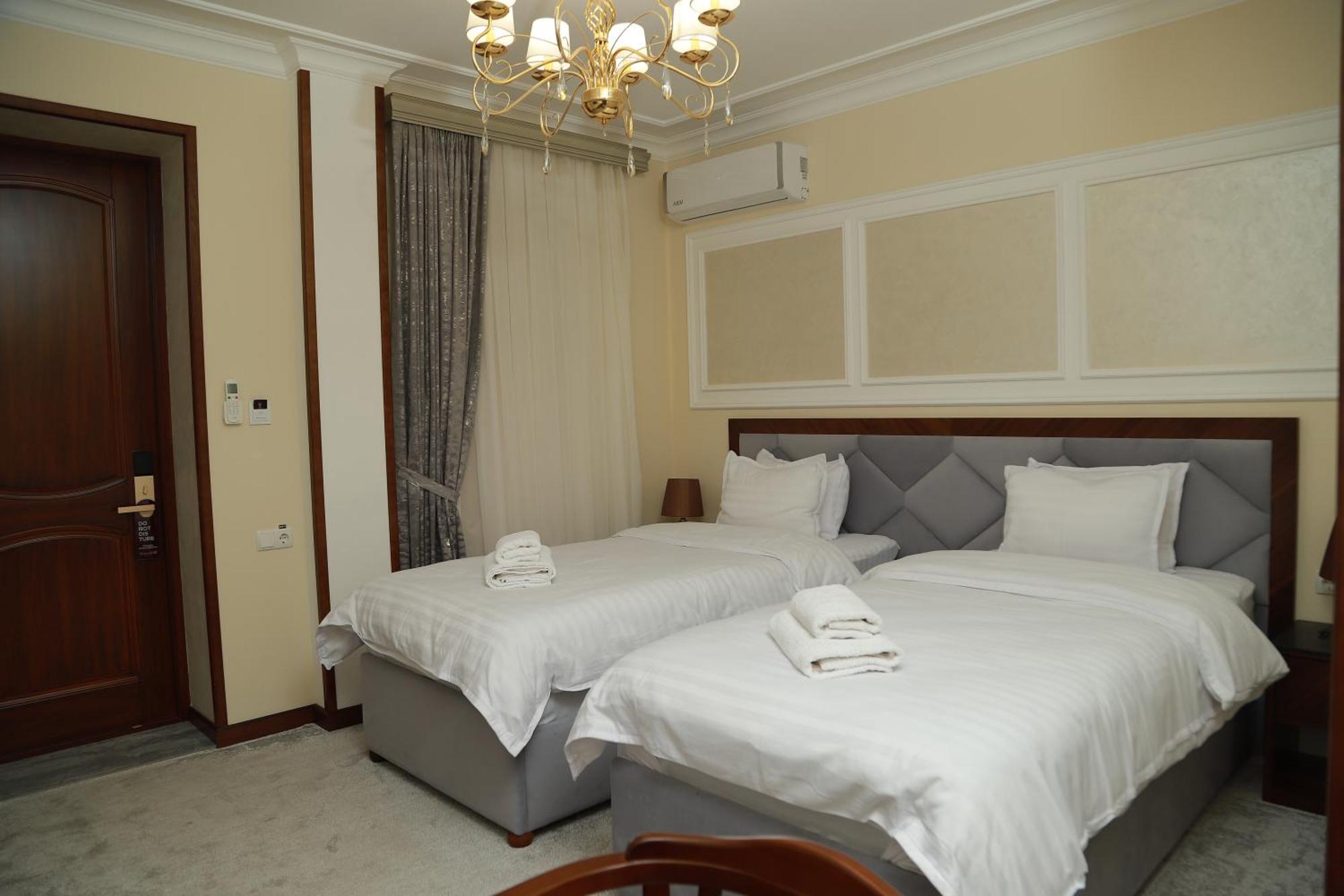 Sandhill Hotel Самарканд Экстерьер фото